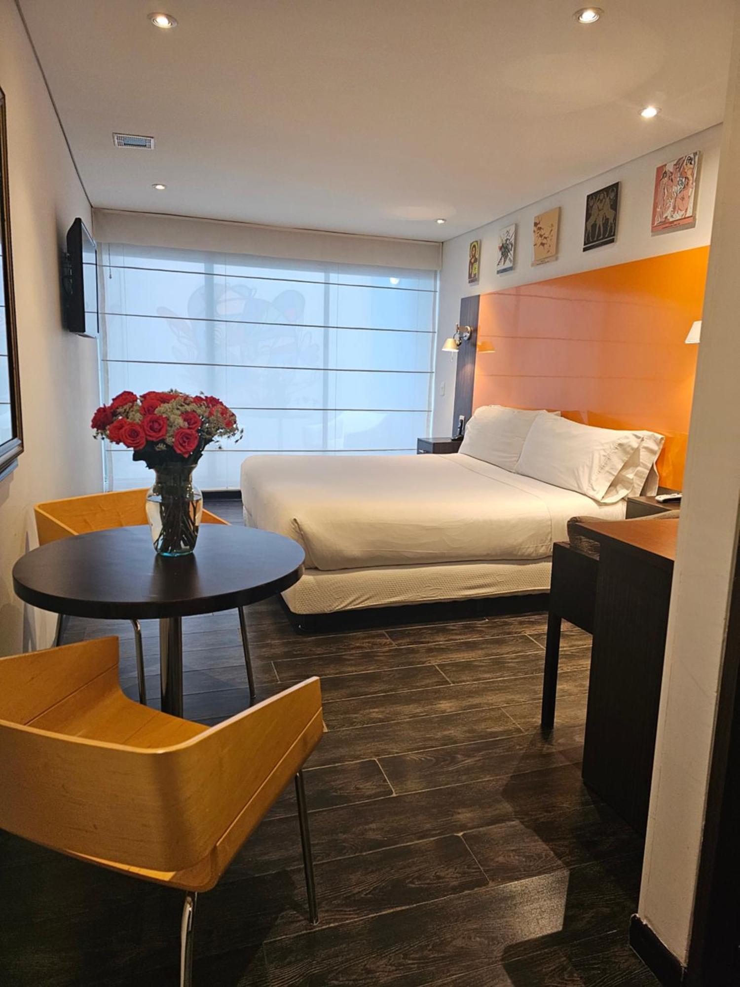 Hotel 104 Art Suites Bogota Buitenkant foto